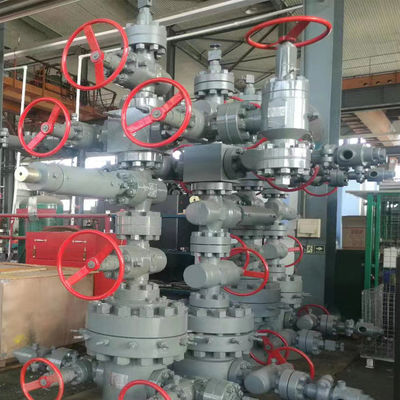 API 6A Εξοπλισμός κεφαλής πηγάδι στο πετρέλαιο και το φυσικό αέριο Χριστούγεννα / X-Max Tree