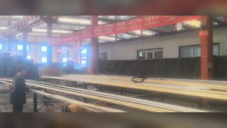Οι γυαλισμένες ράβδοι είναι στη συσκευασία